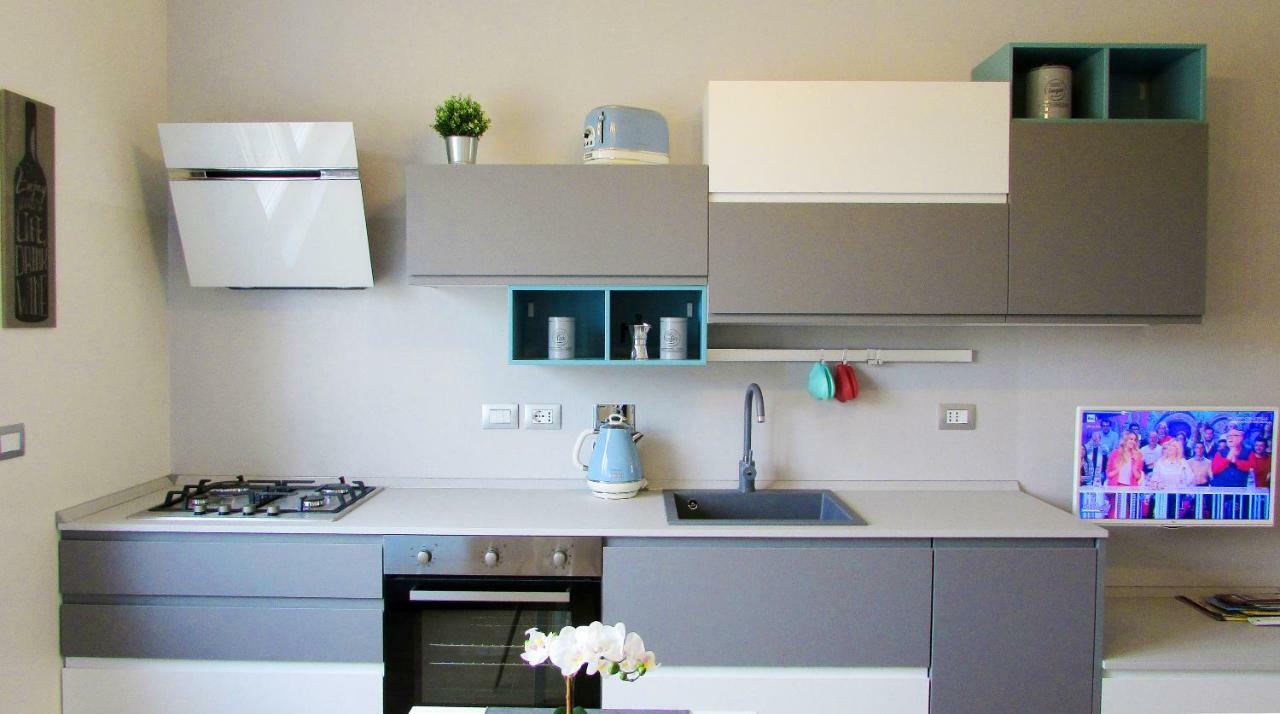 Vinhome Bilocale Con Garage Privato Alba Centro Kültér fotó